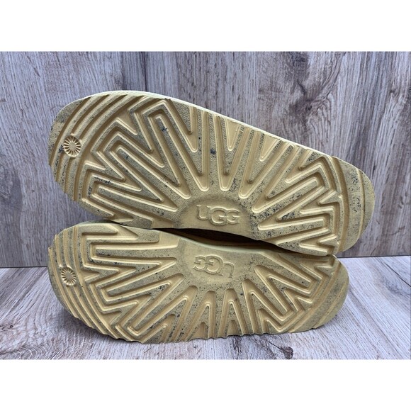 UGG Kids Neumel II Unisex Chukka Boots 1017320K Big Bird School Yellow Size 5 - Picture 5 of 16